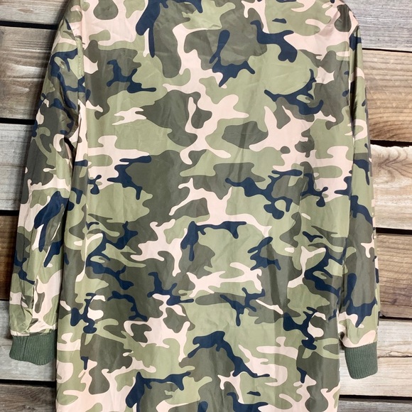 Forever21 extended rain jacket camouflage WornOnce - Picture 6 of 9